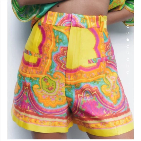 Zara high waisted print shorts - Picture 5 of 9